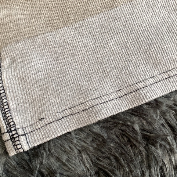 Grey striped ribbed tank top - Picture 17 of 17